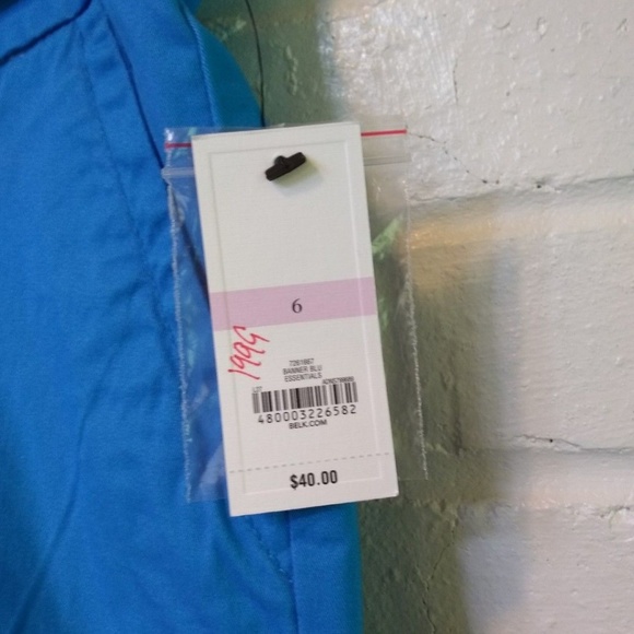 Crown & Ivy Ladies Shorts Size 6 Regular Blue - Picture 7 of 8